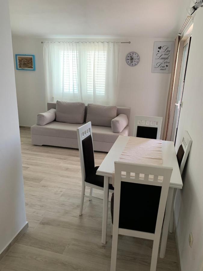Apartment Demi